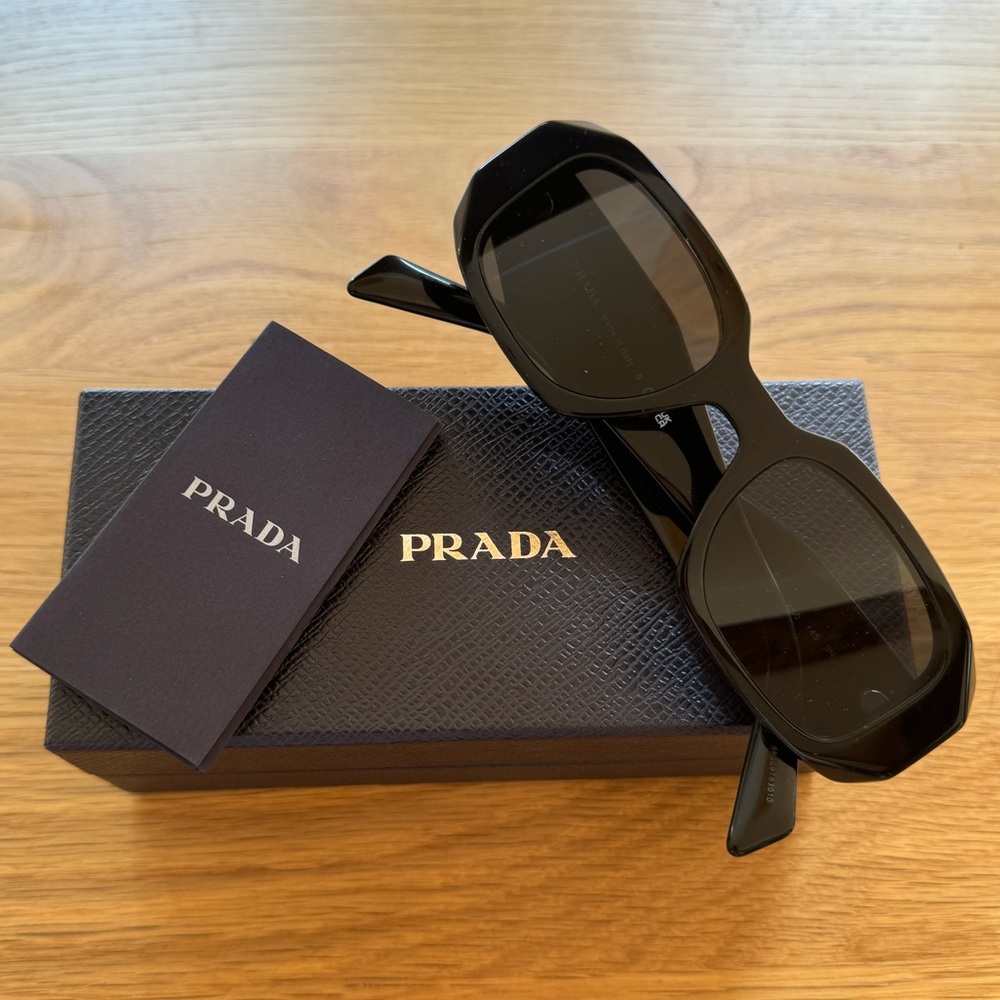 PRADA SPR17W Sunglasses